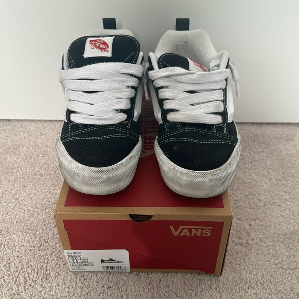 Vans knu skool